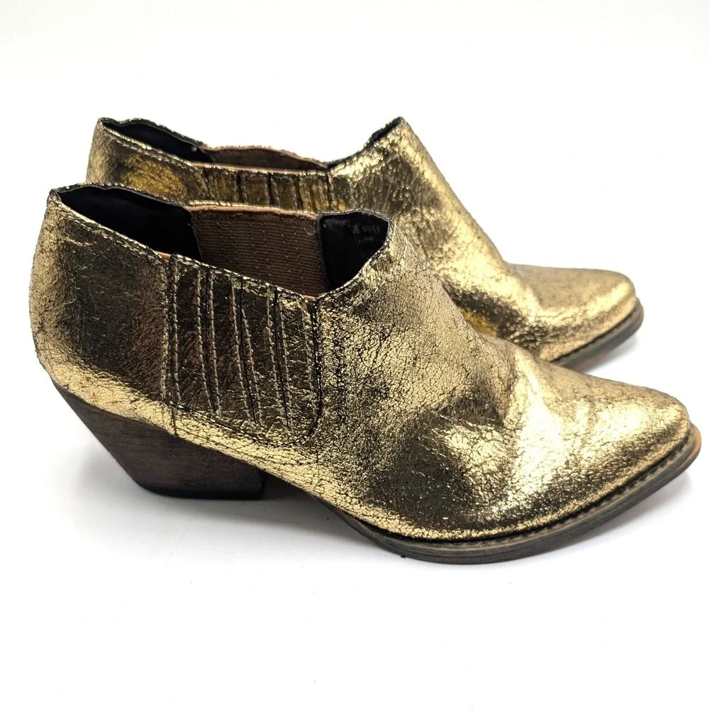 Very Volatile 6.5 Gold Boots Booties Western Block Heel Metallic Futuristic  y3k